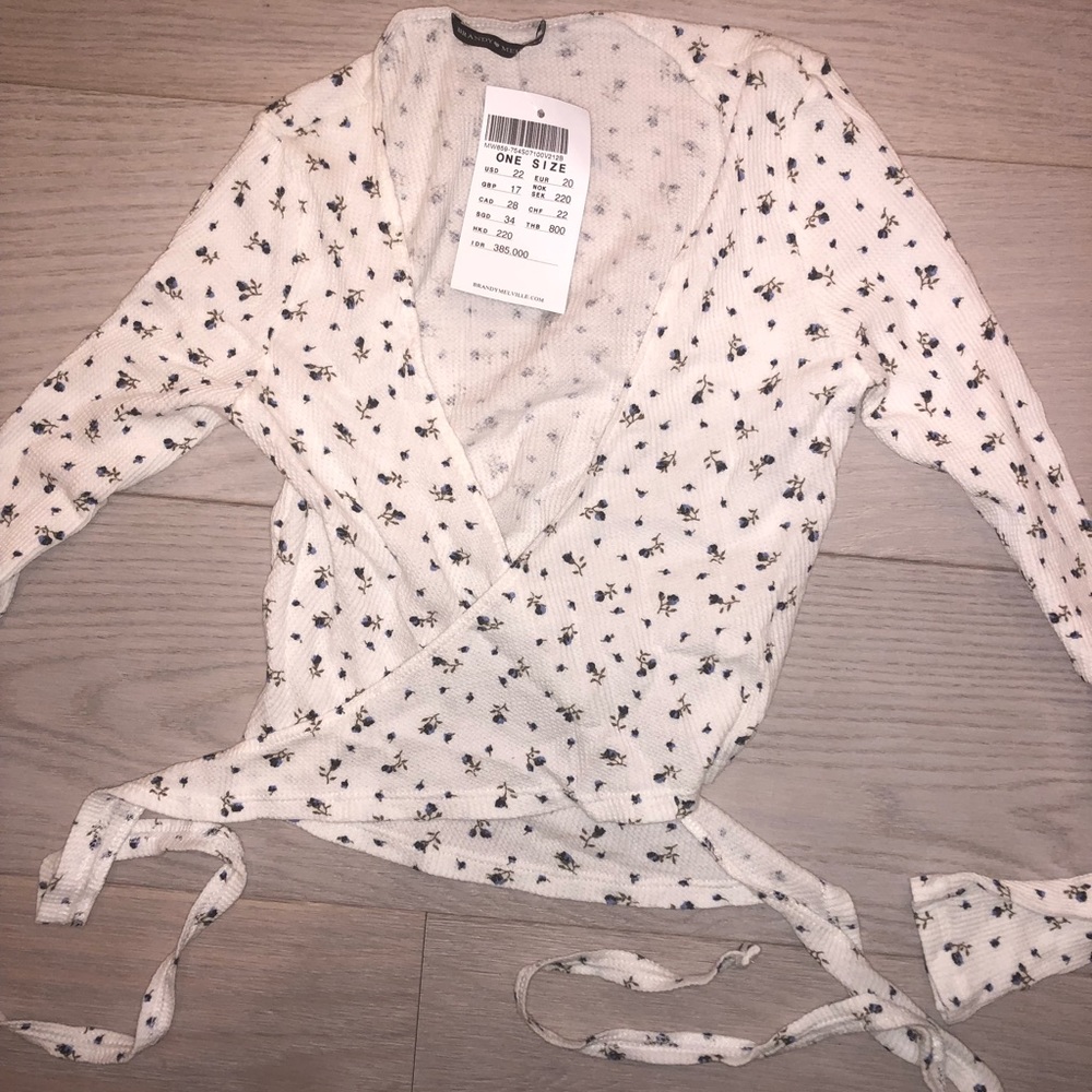 Brandy Melville wrap top